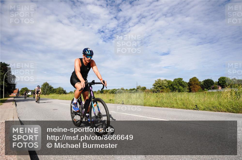 31.08.2025 - Elbe Triathlon Hamburg Michael Burmester http://msf.ph/oto/8666649 31.08.2025 10:34:35 Radfahren 947, 968, 1078, 1150, 1204, 1221 meine-sportfotos.de