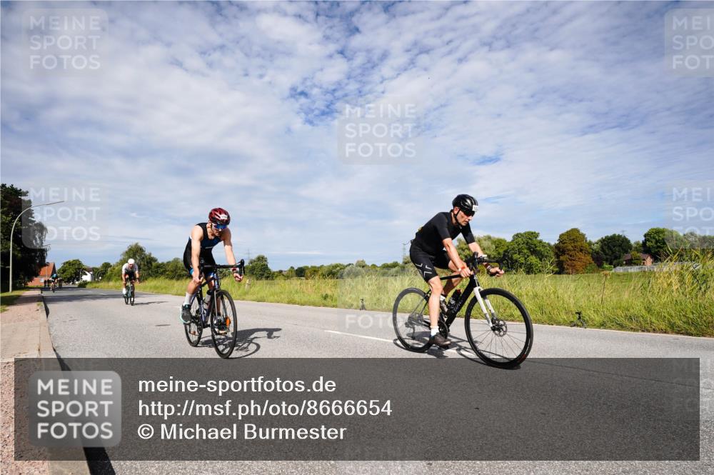 31.08.2025 - Elbe Triathlon Hamburg Michael Burmester http://msf.ph/oto/8666654 31.08.2025 10:34:39 Radfahren 404, 947, 1078, 1134, 1150, 1221 meine-sportfotos.de