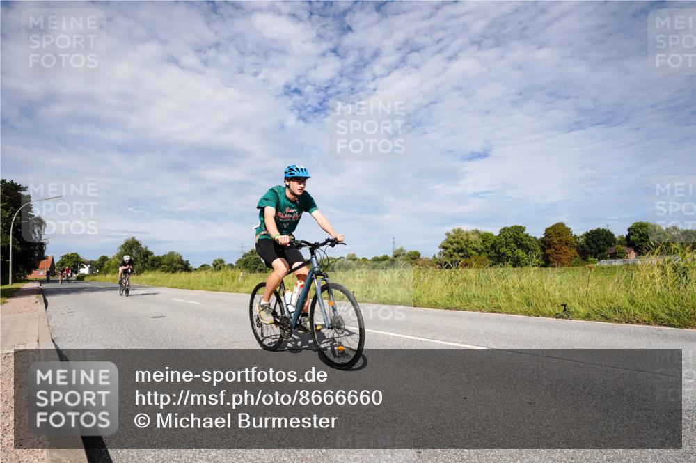 31.08.2025 - Elbe Triathlon Hamburg Michael Burmester http://msf.ph/oto/8666660 31.08.2025 10:34:44 Radfahren 404, 841, 1134, 1231, 1244 meine-sportfotos.de