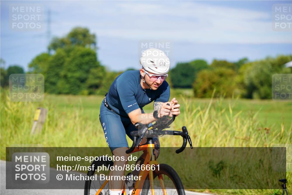 31.08.2025 - Elbe Triathlon Hamburg Michael Burmester http://msf.ph/oto/8666661 31.08.2025 09:37:51 Radfahren 351, 371, 379, 435, 456, 512, 597, 704, 768 meine-sportfotos.de