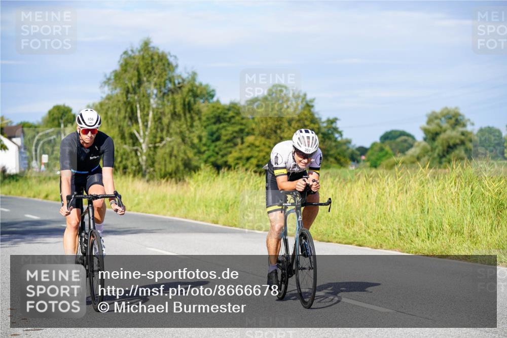 31.08.2025 - Elbe Triathlon Hamburg Michael Burmester http://msf.ph/oto/8666678 31.08.2025 09:37:56 Radfahren 252, 351, 379, 435, 456, 540, 551, 554, 597 meine-sportfotos.de