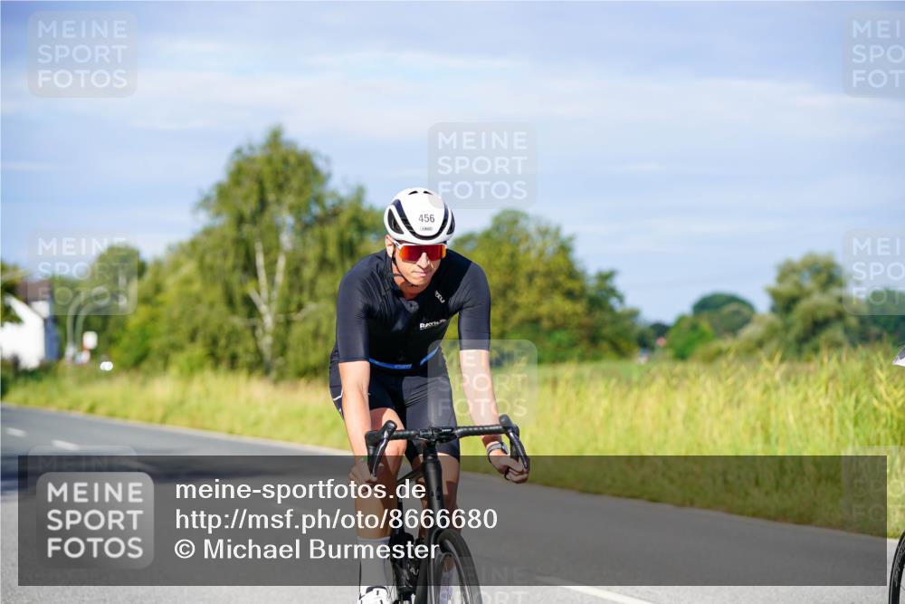 31.08.2025 - Elbe Triathlon Hamburg Michael Burmester http://msf.ph/oto/8666680 31.08.2025 09:37:57 Radfahren 252, 351, 435, 456, 540, 551, 554, 597 meine-sportfotos.de