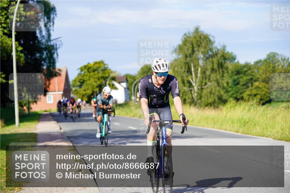 31.08.2025 - Elbe Triathlon Hamburg Michael Burmester http://msf.ph/oto/8666687 31.08.2025 09:37:58 Radfahren 252, 351, 391, 435, 456, 540, 551, 554, 597 meine-sportfotos.de