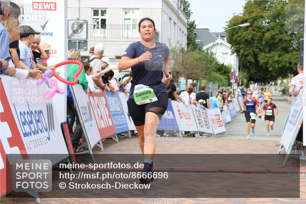 31.08.2025 - 21. Blankeneser Heldenlauf Strokosch-Dieckow http://msf.ph/oto/8666696 31.08.2025 11:16:40 Ziel 3031, 3278, 3308 meine-sportfotos.de