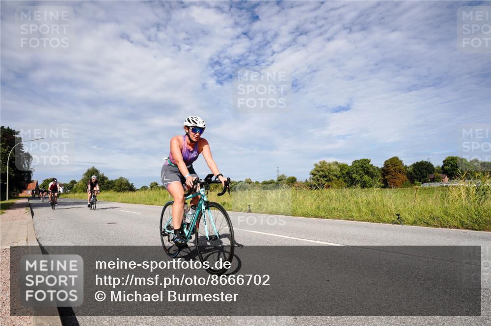 31.08.2025 - Elbe Triathlon Hamburg Michael Burmester http://msf.ph/oto/8666702 31.08.2025 10:35:38 Radfahren 777, 803, 903, 986, 1023, 1101, 1156, 1228 meine-sportfotos.de