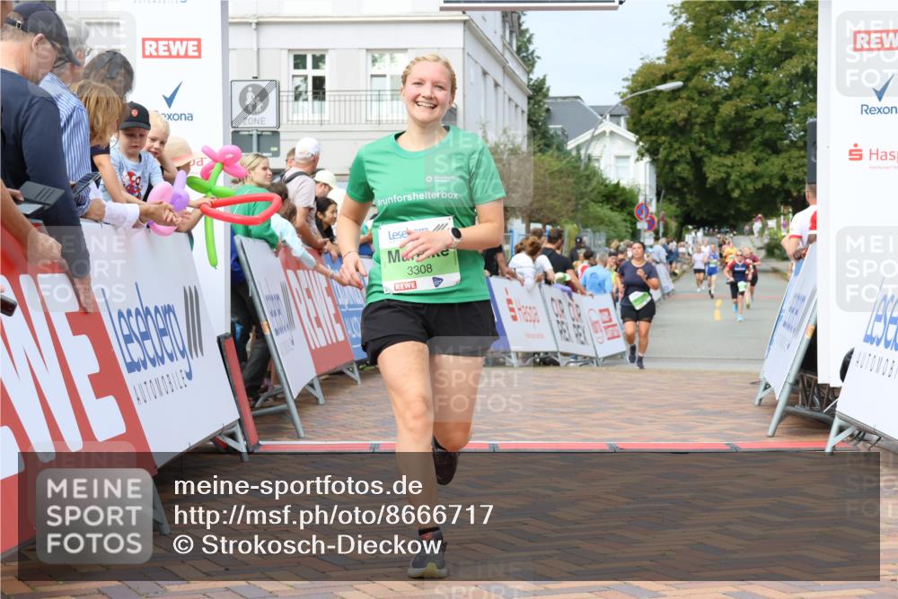 31.08.2025 - 21. Blankeneser Heldenlauf Strokosch-Dieckow http://msf.ph/oto/8666717 31.08.2025 11:16:35 Ziel 3031, 3308 meine-sportfotos.de