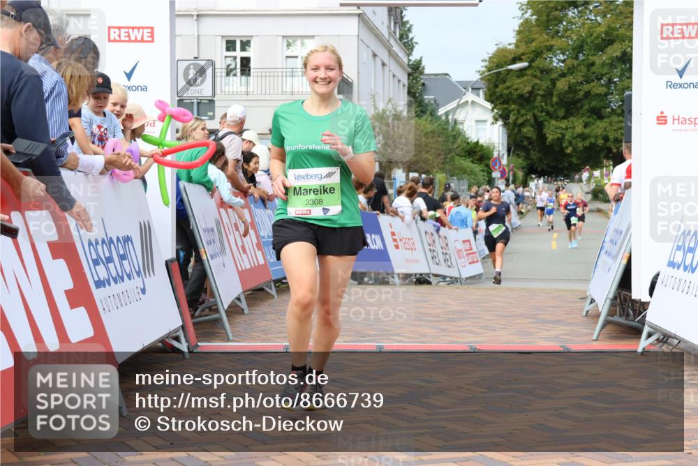 31.08.2025 - 21. Blankeneser Heldenlauf Strokosch-Dieckow http://msf.ph/oto/8666739 31.08.2025 11:16:35 Ziel 3031, 3308 meine-sportfotos.de