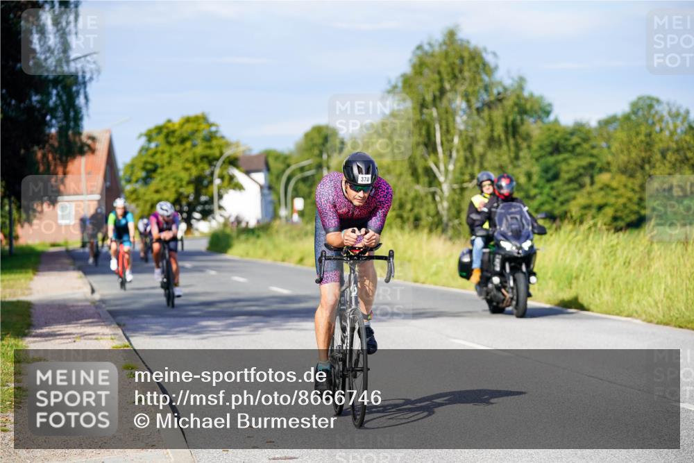 31.08.2025 - Elbe Triathlon Hamburg Michael Burmester http://msf.ph/oto/8666746 31.08.2025 09:38:11 Radfahren 267, 289, 370, 402, 403, 506, 788, 895 meine-sportfotos.de