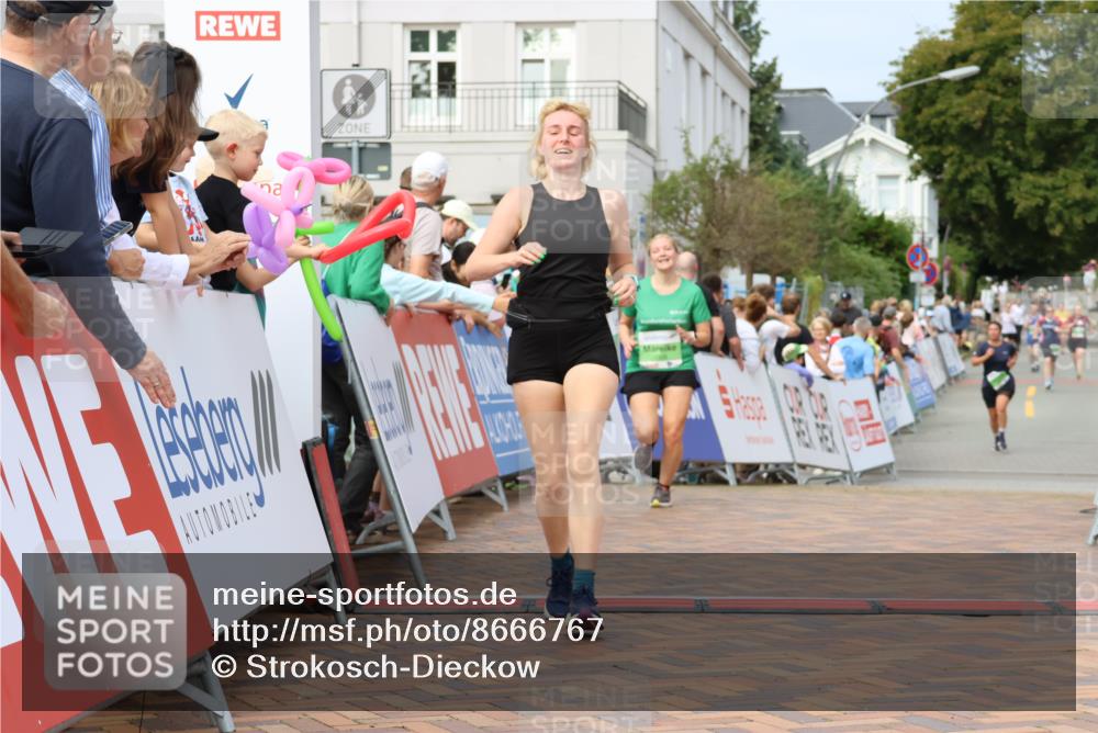31.08.2025 - 21. Blankeneser Heldenlauf Strokosch-Dieckow http://msf.ph/oto/8666767 31.08.2025 11:16:32 Ziel 3031, 3308 meine-sportfotos.de