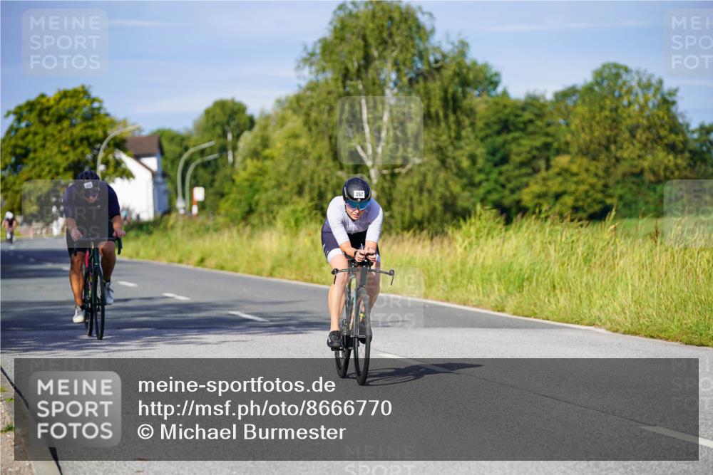 31.08.2025 - Elbe Triathlon Hamburg Michael Burmester http://msf.ph/oto/8666770 31.08.2025 09:38:16 Radfahren 267, 289, 402, 472, 506, 524, 699, 788 meine-sportfotos.de