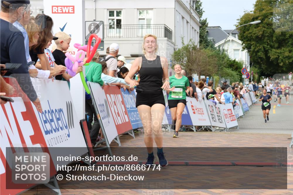 31.08.2025 - 21. Blankeneser Heldenlauf Strokosch-Dieckow http://msf.ph/oto/8666774 31.08.2025 11:16:32 Ziel 3031, 3308 meine-sportfotos.de