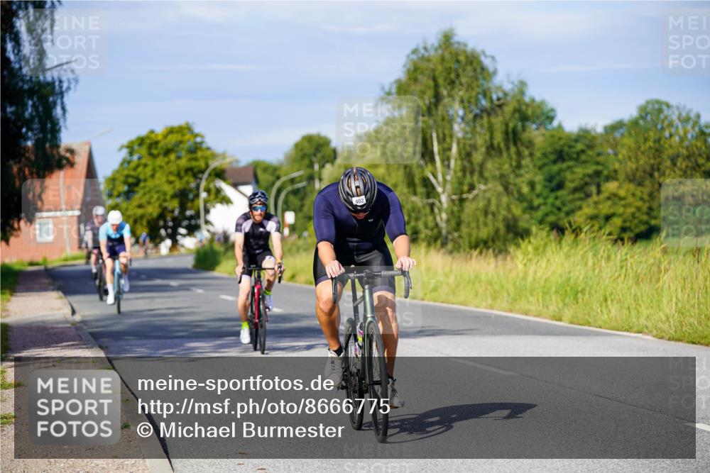 31.08.2025 - Elbe Triathlon Hamburg Michael Burmester http://msf.ph/oto/8666775 31.08.2025 09:38:18 Radfahren 267, 289, 402, 472, 506, 524, 699 meine-sportfotos.de
