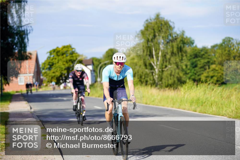 31.08.2025 - Elbe Triathlon Hamburg Michael Burmester http://msf.ph/oto/8666793 31.08.2025 09:38:21 Radfahren 402, 472, 524, 699 meine-sportfotos.de