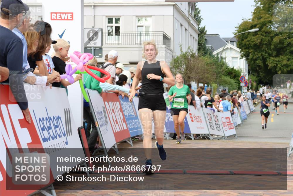 31.08.2025 - 21. Blankeneser Heldenlauf Strokosch-Dieckow http://msf.ph/oto/8666797 31.08.2025 11:16:32 Ziel 3031, 3308 meine-sportfotos.de