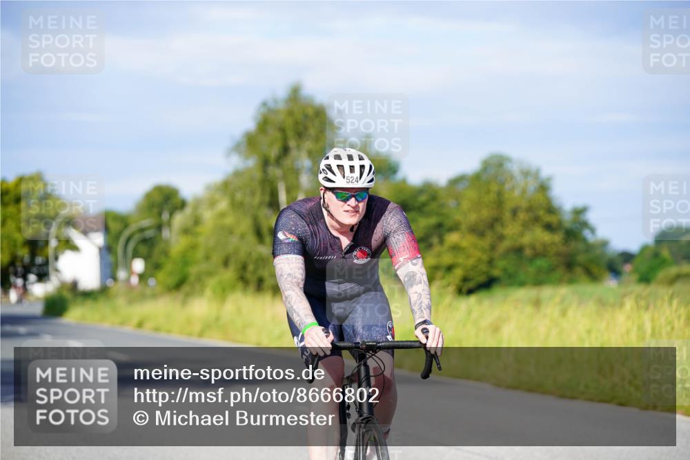 31.08.2025 - Elbe Triathlon Hamburg Michael Burmester http://msf.ph/oto/8666802 31.08.2025 09:38:22 Radfahren 472, 507, 524, 699 meine-sportfotos.de