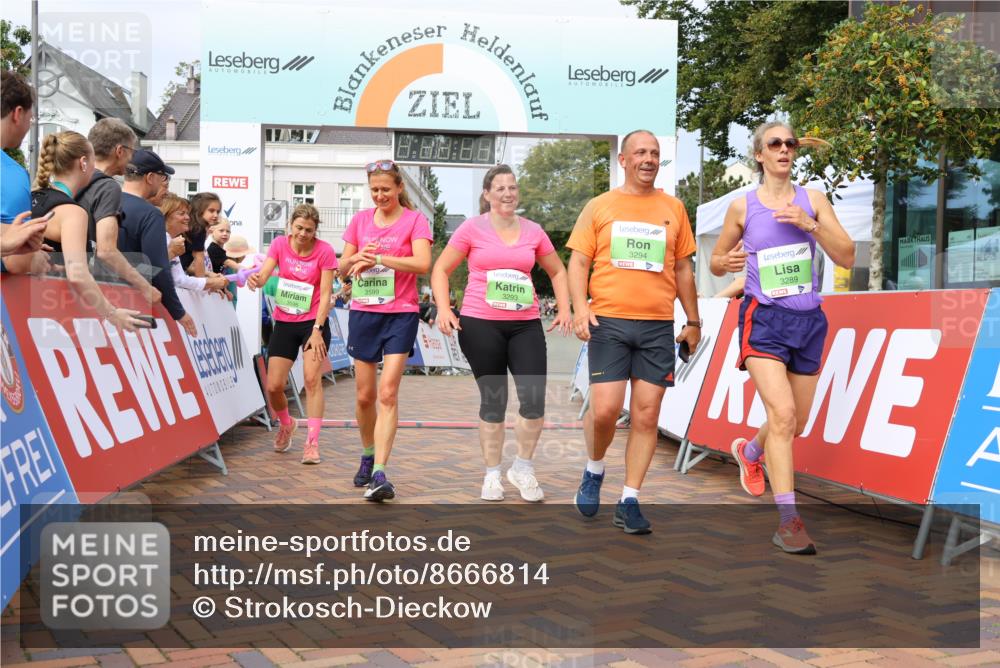 31.08.2025 - 21. Blankeneser Heldenlauf Strokosch-Dieckow http://msf.ph/oto/8666814 31.08.2025 11:16:20 Ziel 3689, 3690, 3289, 3154, 3258, 3533, 3293, 3294, 3738, 3599, 3598 meine-sportfotos.de
