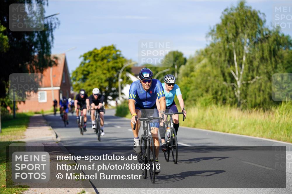 31.08.2025 - Elbe Triathlon Hamburg Michael Burmester http://msf.ph/oto/8666816 31.08.2025 09:38:35 Radfahren 255, 308, 481, 549, 574, 701 meine-sportfotos.de