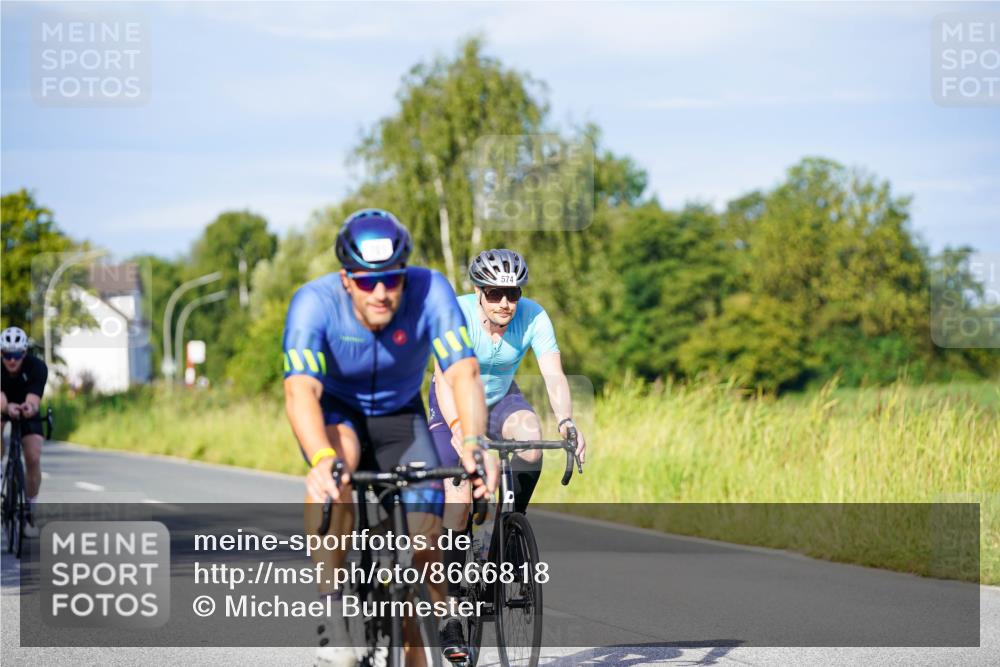 31.08.2025 - Elbe Triathlon Hamburg Michael Burmester http://msf.ph/oto/8666818 31.08.2025 09:38:36 Radfahren 255, 308, 481, 549, 574, 701 meine-sportfotos.de