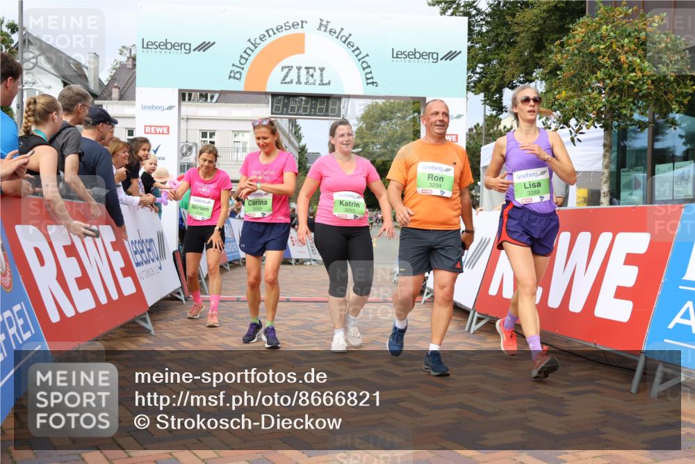 31.08.2025 - 21. Blankeneser Heldenlauf Strokosch-Dieckow http://msf.ph/oto/8666821 31.08.2025 11:16:20 Ziel 3689, 3690, 3289, 3154, 3258, 3533, 3293, 3294, 3738, 3599, 3598 meine-sportfotos.de