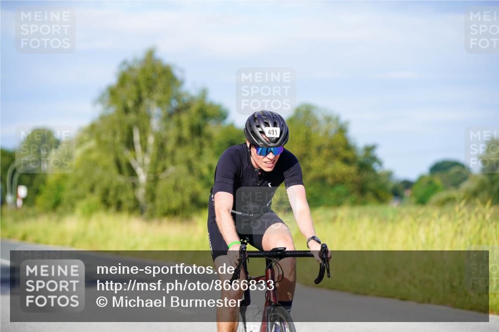 31.08.2025 - Elbe Triathlon Hamburg Michael Burmester http://msf.ph/oto/8666833 31.08.2025 09:38:39 Radfahren 255, 308, 373, 481, 549, 574, 596, 642, 701 meine-sportfotos.de
