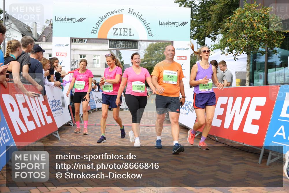 31.08.2025 - 21. Blankeneser Heldenlauf Strokosch-Dieckow http://msf.ph/oto/8666846 31.08.2025 11:16:20 Ziel 3689, 3690, 3289, 3154, 3258, 3533, 3293, 3294, 3738, 3599, 3598 meine-sportfotos.de