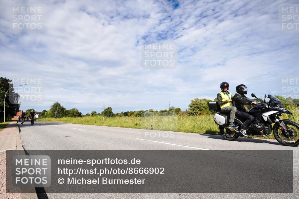 31.08.2025 - Elbe Triathlon Hamburg Michael Burmester http://msf.ph/oto/8666902 31.08.2025 10:38:24 Radfahren 783, 790, 844, 942, 965, 1106, 1109 meine-sportfotos.de