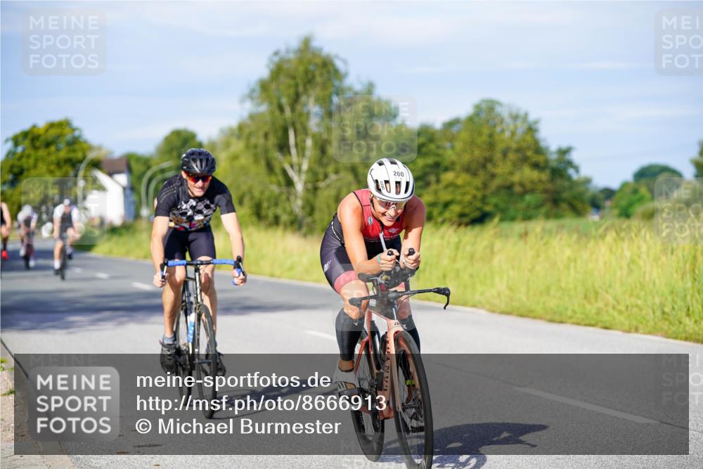 31.08.2025 - Elbe Triathlon Hamburg Michael Burmester http://msf.ph/oto/8666913 31.08.2025 09:39:06 Radfahren 260, 293, 424, 449, 453, 497, 653, 753, 922 meine-sportfotos.de