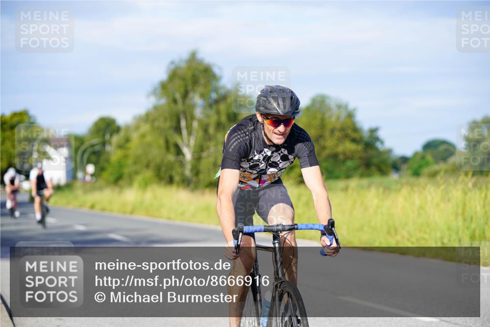 31.08.2025 - Elbe Triathlon Hamburg Michael Burmester http://msf.ph/oto/8666916 31.08.2025 09:39:07 Radfahren 260, 293, 424, 449, 453, 497, 653, 753, 922 meine-sportfotos.de