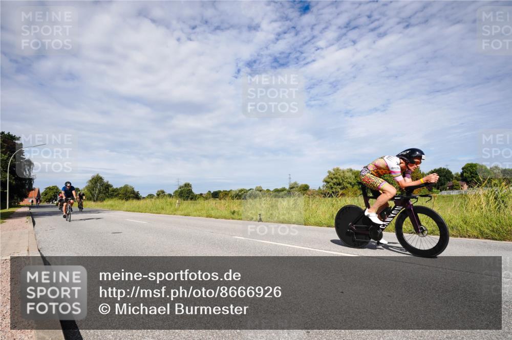 31.08.2025 - Elbe Triathlon Hamburg Michael Burmester http://msf.ph/oto/8666926 31.08.2025 10:38:40 Radfahren 634, 771, 972, 1201, 1274 meine-sportfotos.de
