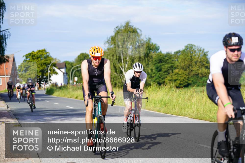 31.08.2025 - Elbe Triathlon Hamburg Michael Burmester http://msf.ph/oto/8666928 31.08.2025 09:39:11 Radfahren 293, 347, 449, 497, 616, 659, 753, 900 meine-sportfotos.de