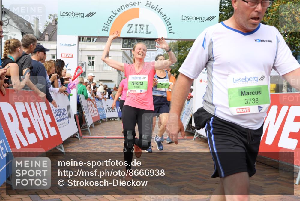 31.08.2025 - 21. Blankeneser Heldenlauf Strokosch-Dieckow http://msf.ph/oto/8666938 31.08.2025 11:16:18 Ziel 3689, 3690, 3289, 3154, 3258, 3533, 3293, 3294, 3738, 3599, 3598 meine-sportfotos.de