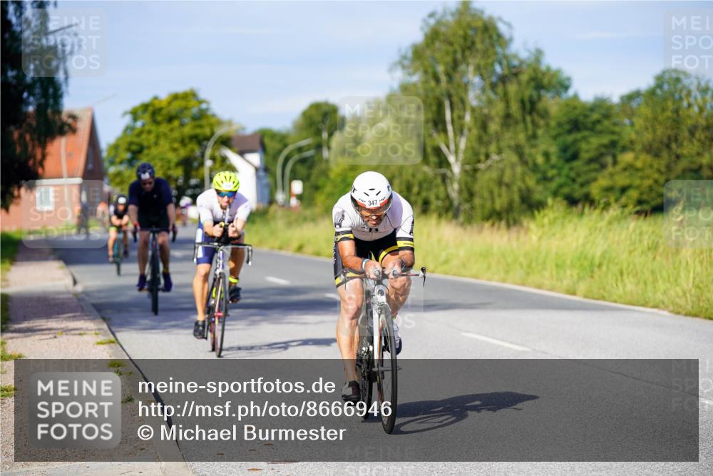 31.08.2025 - Elbe Triathlon Hamburg Michael Burmester http://msf.ph/oto/8666946 31.08.2025 09:39:15 Radfahren 293, 347, 616, 659, 900 meine-sportfotos.de
