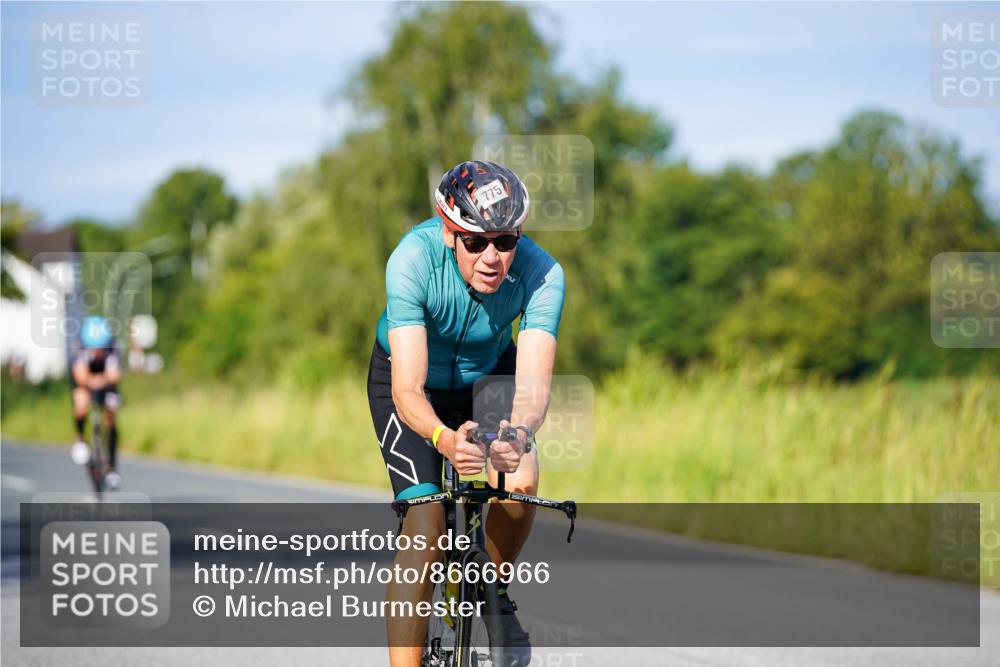 31.08.2025 - Elbe Triathlon Hamburg Michael Burmester http://msf.ph/oto/8666966 31.08.2025 09:39:26 Radfahren 366, 500, 662, 687, 724, 745, 775 meine-sportfotos.de