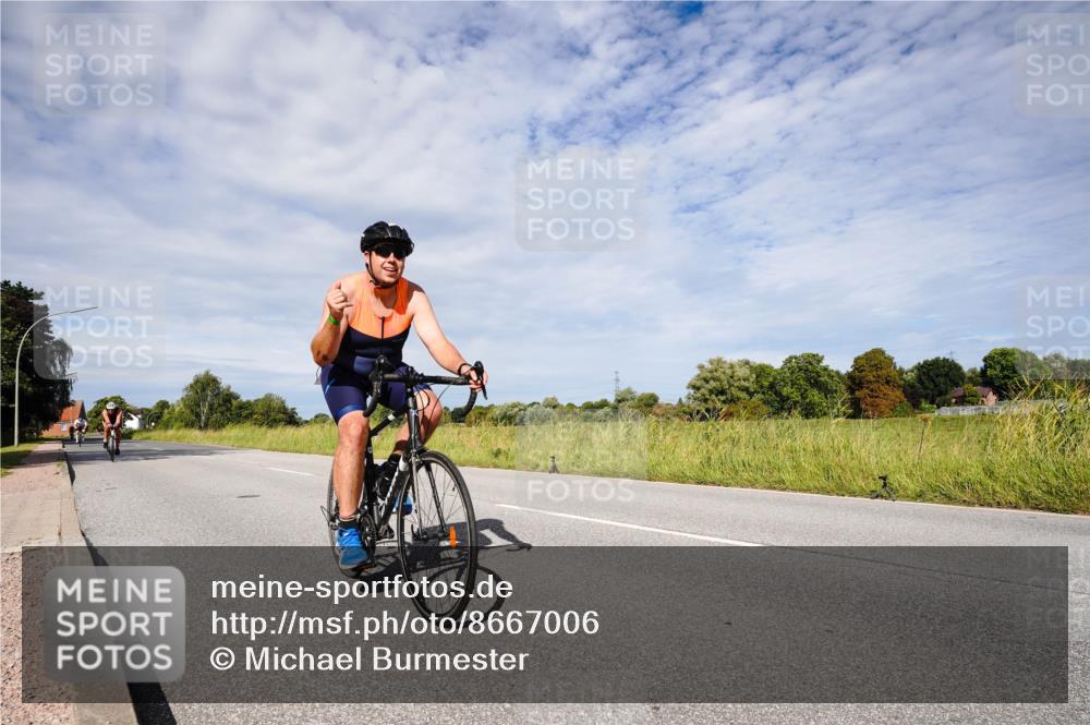 31.08.2025 - Elbe Triathlon Hamburg Michael Burmester http://msf.ph/oto/8667006 31.08.2025 10:40:03 Radfahren 1095, 1158, 1286 meine-sportfotos.de