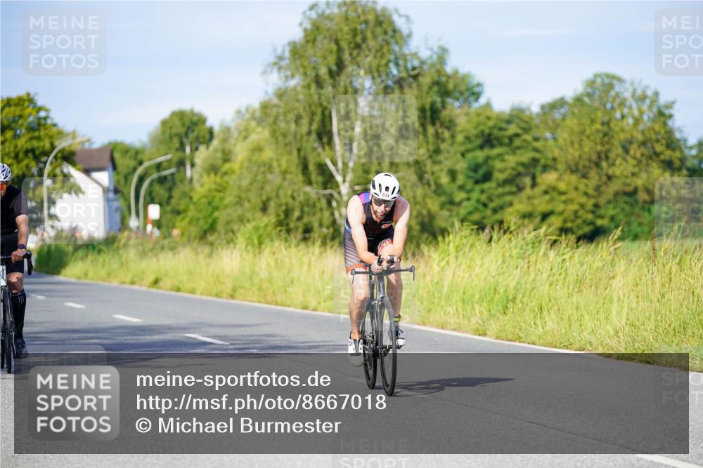 31.08.2025 - Elbe Triathlon Hamburg Michael Burmester http://msf.ph/oto/8667018 31.08.2025 09:39:44 Radfahren 388, 514, 548 meine-sportfotos.de