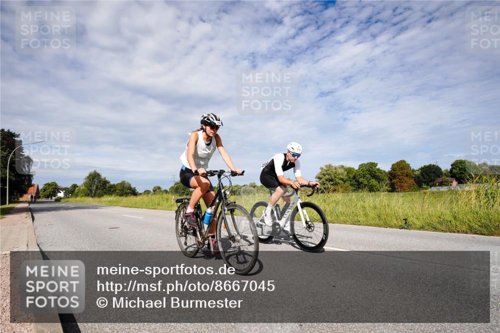 31.08.2025 - Elbe Triathlon Hamburg Michael Burmester http://msf.ph/oto/8667045 31.08.2025 10:40:59 Radfahren 792, 933, 1255 meine-sportfotos.de