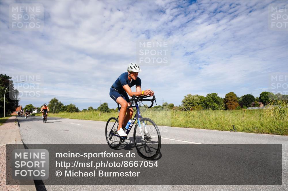 31.08.2025 - Elbe Triathlon Hamburg Michael Burmester http://msf.ph/oto/8667054 31.08.2025 10:41:21 Radfahren 914, 970, 1029, 1054, 1273, 1301 meine-sportfotos.de