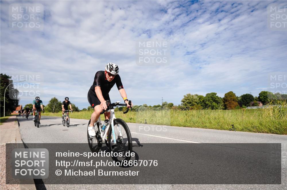 31.08.2025 - Elbe Triathlon Hamburg Michael Burmester http://msf.ph/oto/8667076 31.08.2025 10:41:40 Radfahren 594, 772, 847, 1003, 1022, 1099, 1161, 1279 meine-sportfotos.de