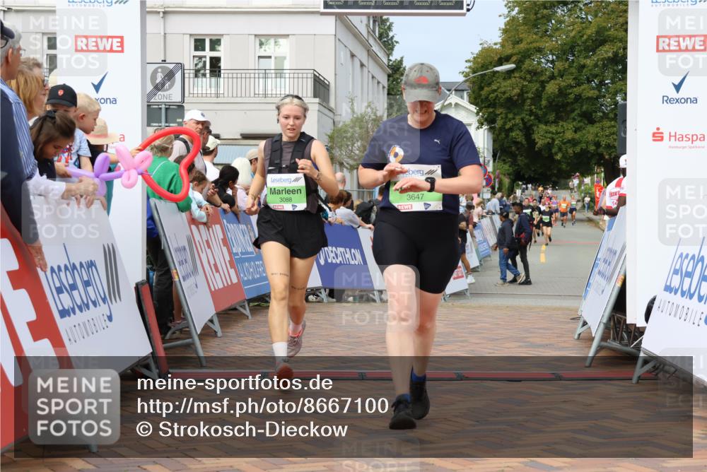 31.08.2025 - 21. Blankeneser Heldenlauf Strokosch-Dieckow http://msf.ph/oto/8667100 31.08.2025 11:15:57 Ziel 3647, 3088 meine-sportfotos.de