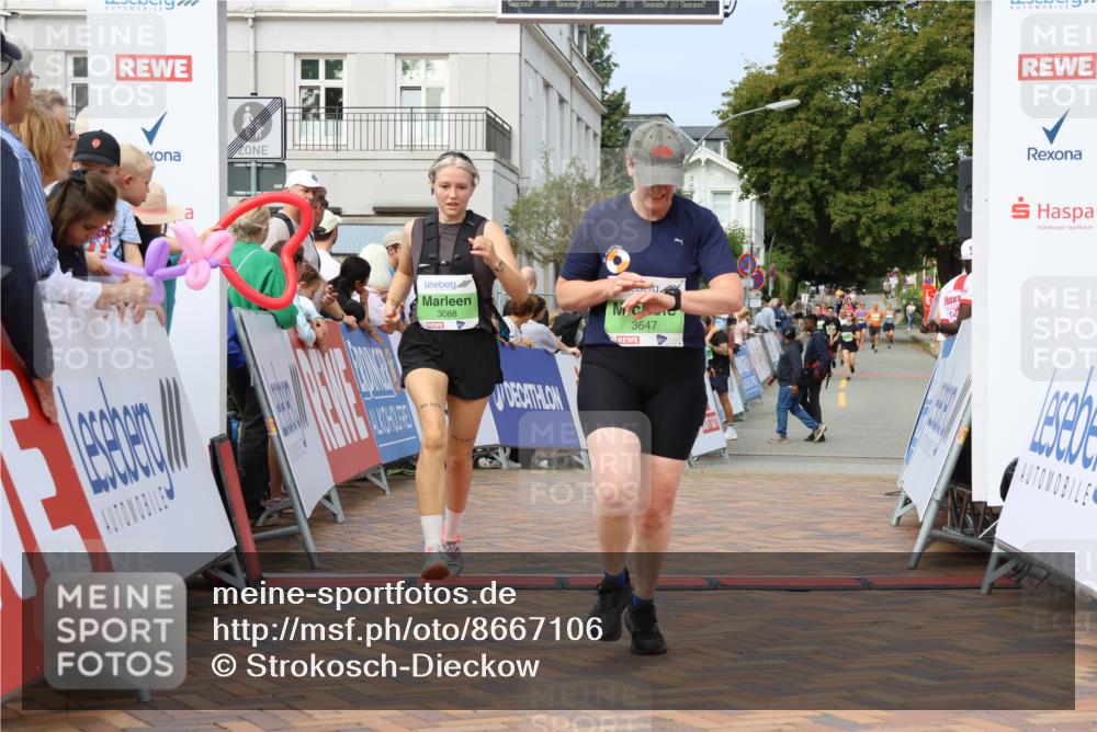 31.08.2025 - 21. Blankeneser Heldenlauf Strokosch-Dieckow http://msf.ph/oto/8667106 31.08.2025 11:15:57 Ziel 3647, 3088 meine-sportfotos.de