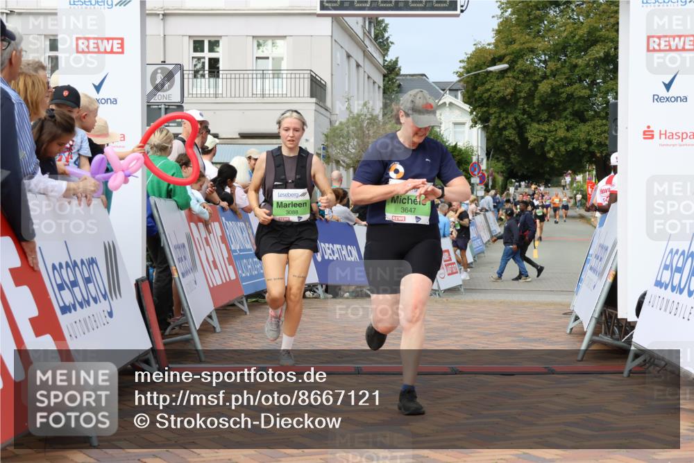 31.08.2025 - 21. Blankeneser Heldenlauf Strokosch-Dieckow http://msf.ph/oto/8667121 31.08.2025 11:15:57 Ziel 3647, 3088 meine-sportfotos.de