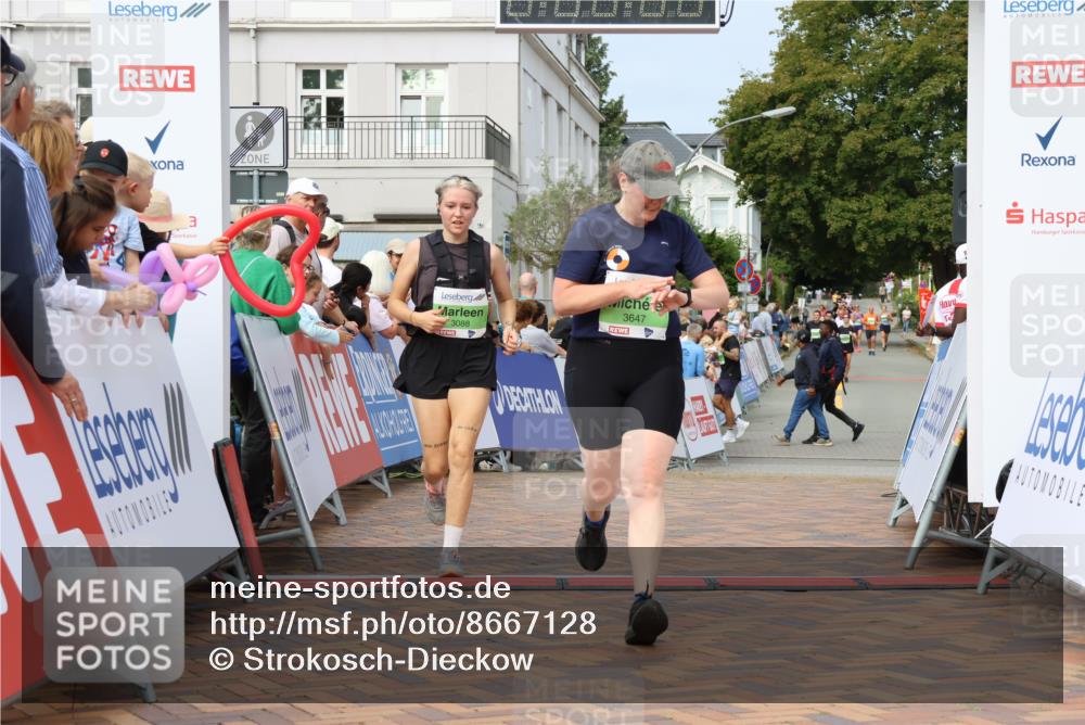 31.08.2025 - 21. Blankeneser Heldenlauf Strokosch-Dieckow http://msf.ph/oto/8667128 31.08.2025 11:15:57 Ziel 3647, 3088 meine-sportfotos.de
