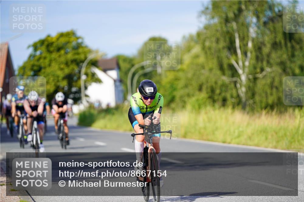 31.08.2025 - Elbe Triathlon Hamburg Michael Burmester http://msf.ph/oto/8667154 31.08.2025 09:40:40 Radfahren 246, 341, 415, 417, 444, 451, 619, 716, 805, 830 meine-sportfotos.de