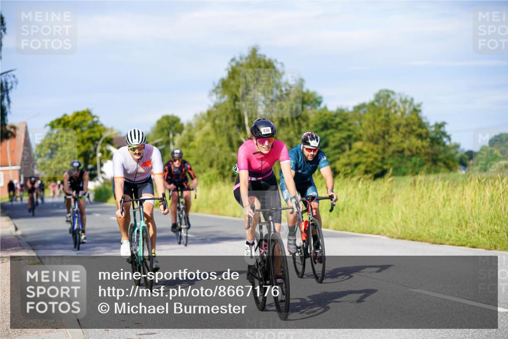 31.08.2025 - Elbe Triathlon Hamburg Michael Burmester http://msf.ph/oto/8667176 31.08.2025 09:40:45 Radfahren 246, 341, 415, 417, 444, 451, 477, 619, 716, 830, 840 meine-sportfotos.de