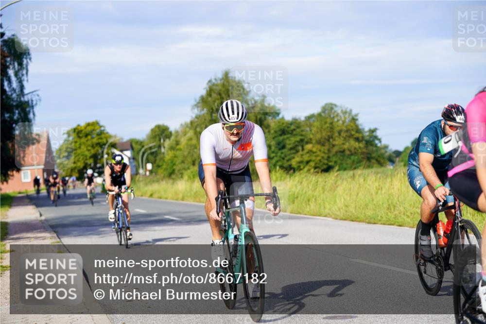 31.08.2025 - Elbe Triathlon Hamburg Michael Burmester http://msf.ph/oto/8667182 31.08.2025 09:40:46 Radfahren 246, 341, 415, 417, 444, 451, 477, 619, 716, 830, 840 meine-sportfotos.de