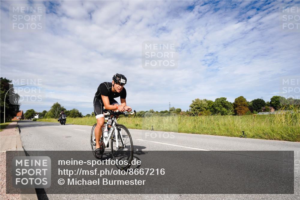 31.08.2025 - Elbe Triathlon Hamburg Michael Burmester http://msf.ph/oto/8667216 31.08.2025 10:44:07 Radfahren 1183, 1206, 1251, 1326, 1445 meine-sportfotos.de
