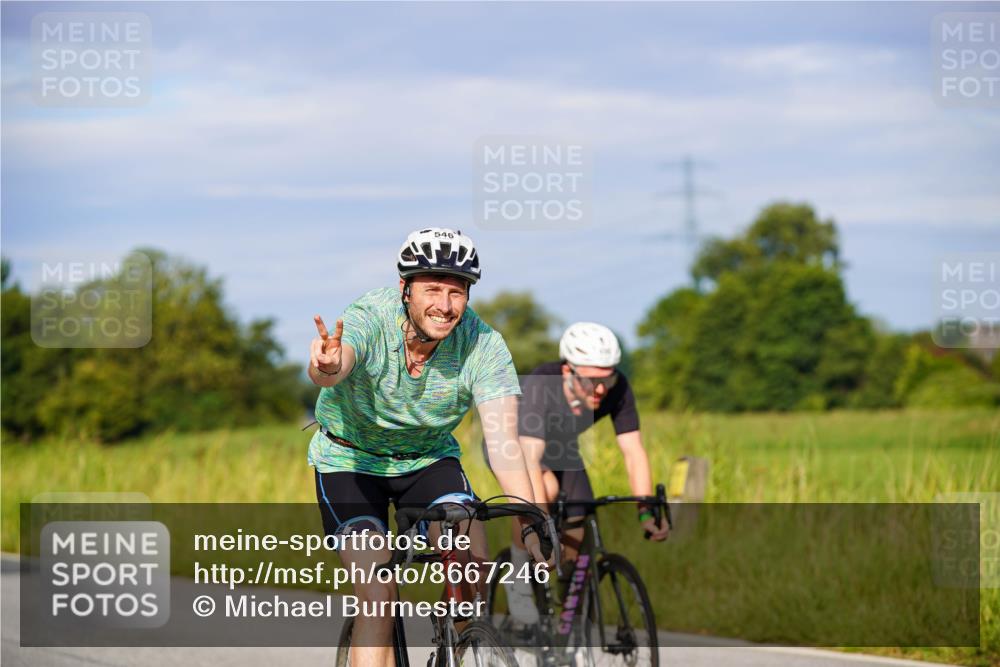 31.08.2025 - Elbe Triathlon Hamburg Michael Burmester http://msf.ph/oto/8667246 31.08.2025 09:41:04 Radfahren 496, 523, 546, 673, 748, 848 meine-sportfotos.de