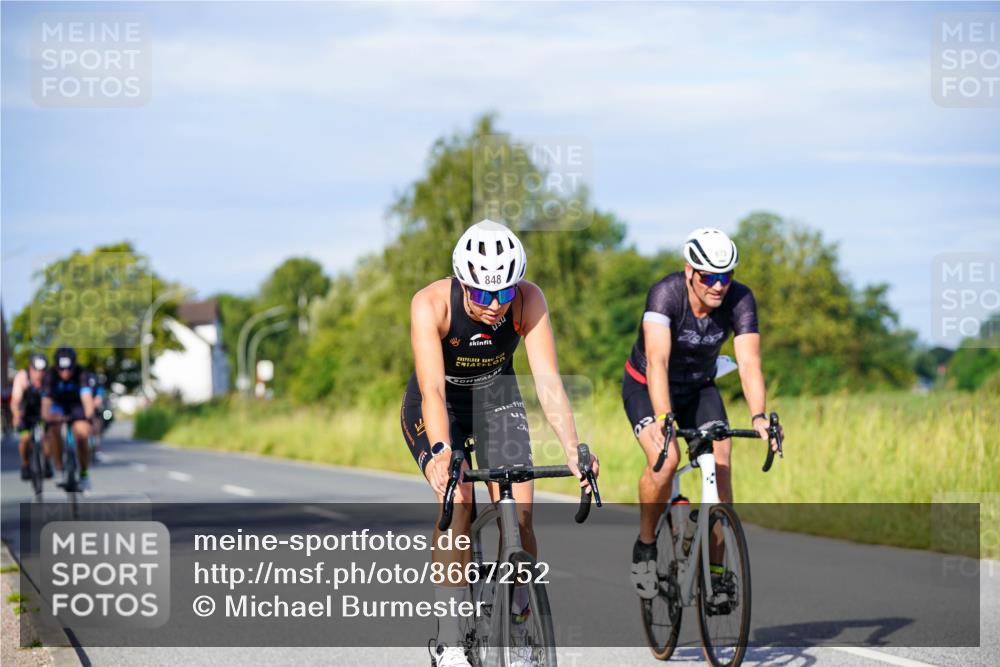 31.08.2025 - Elbe Triathlon Hamburg Michael Burmester http://msf.ph/oto/8667252 31.08.2025 09:41:08 Radfahren 523, 673, 679, 692, 848, 887 meine-sportfotos.de