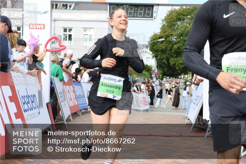 31.08.2025 - 21. Blankeneser Heldenlauf Strokosch-Dieckow http://msf.ph/oto/8667262 31.08.2025 11:15:37 Ziel 3495, 3621, 3622, 3458, 3028, 3397 meine-sportfotos.de