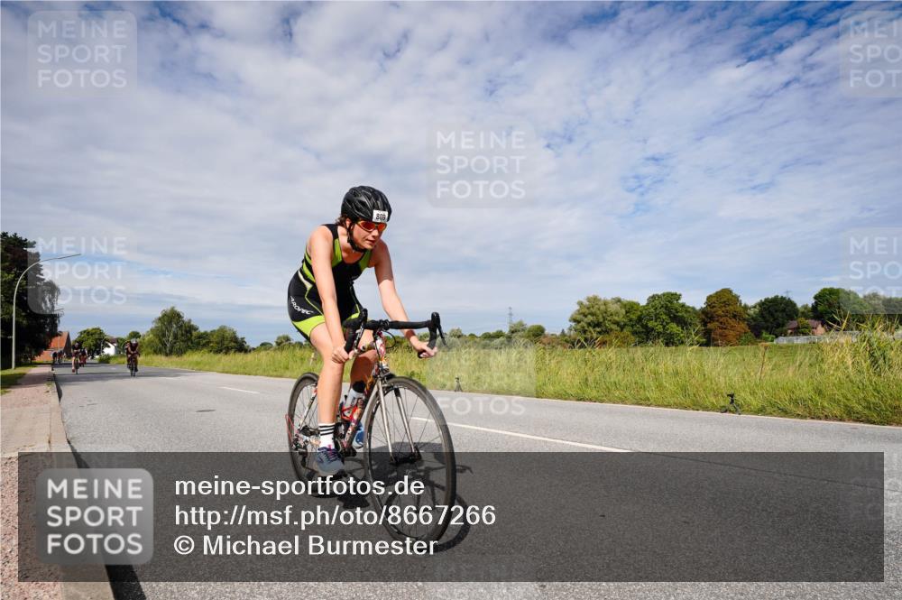31.08.2025 - Elbe Triathlon Hamburg Michael Burmester http://msf.ph/oto/8667266 31.08.2025 10:45:25 Radfahren 401, 809, 852, 1319, 1337, 1338 meine-sportfotos.de